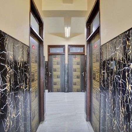 Chaya Hotel And Banquet Hall กานปูร์ ภายนอก รูปภาพ