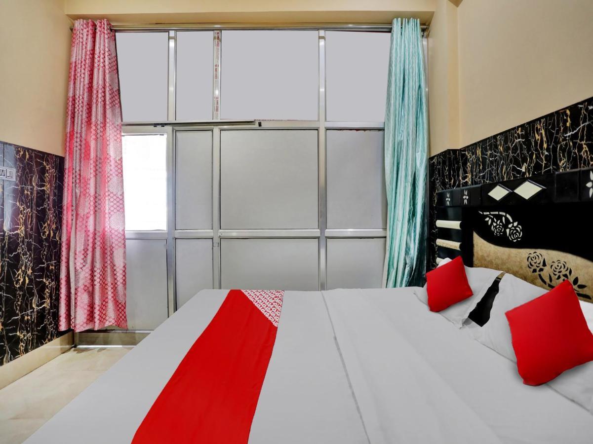Chaya Hotel And Banquet Hall กานปูร์ ภายนอก รูปภาพ