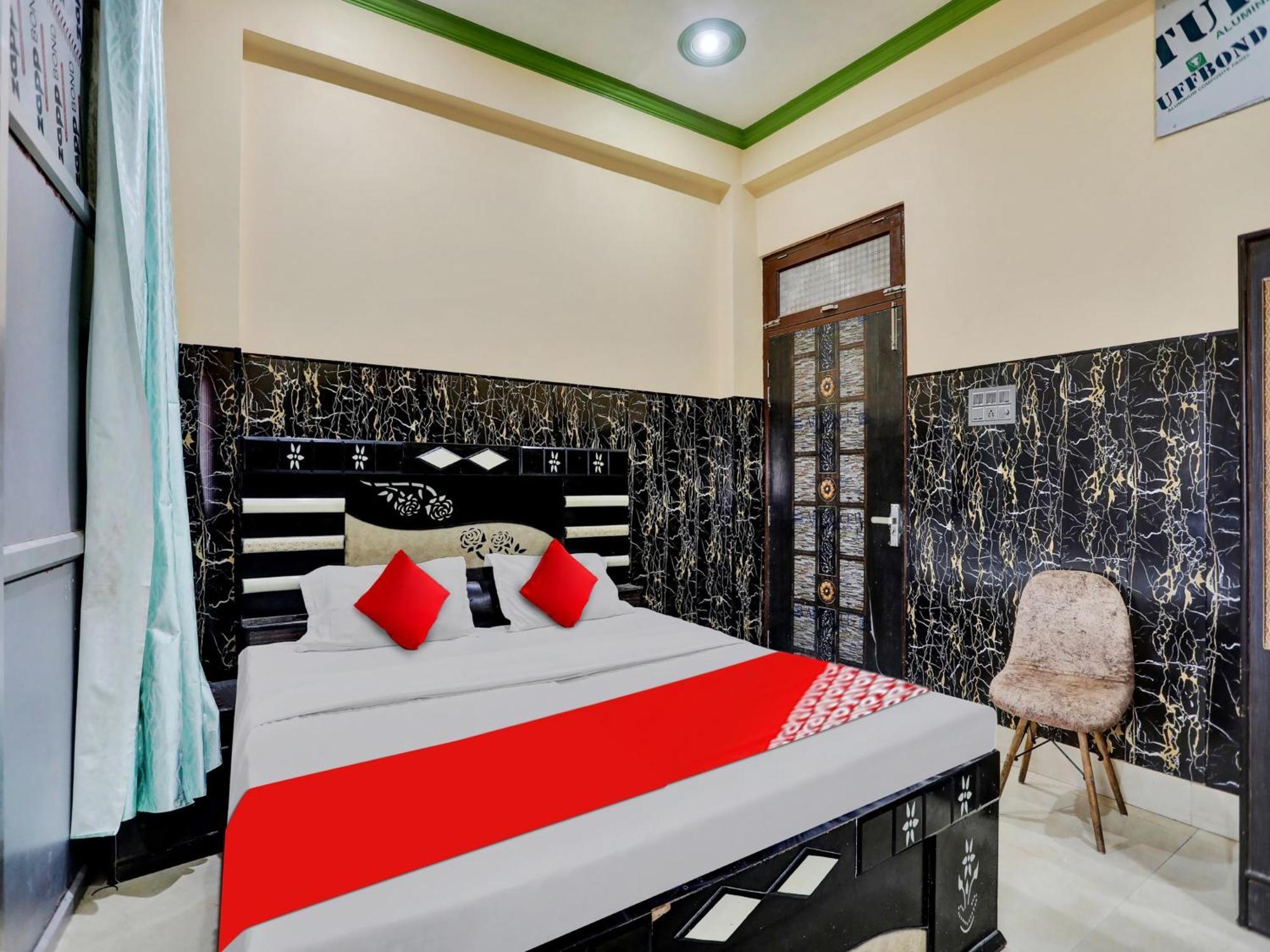 Chaya Hotel And Banquet Hall กานปูร์ ภายนอก รูปภาพ