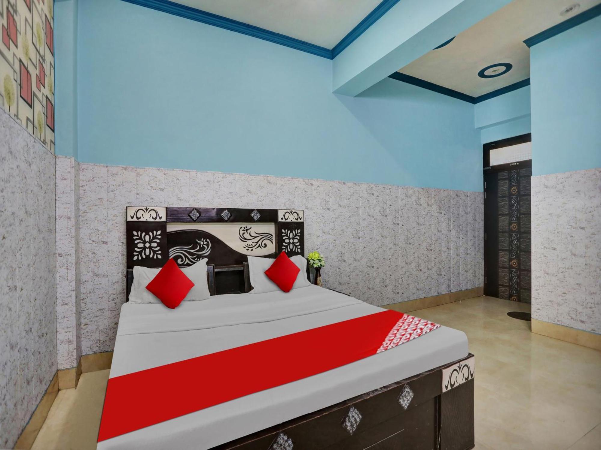 Chaya Hotel And Banquet Hall กานปูร์ ภายนอก รูปภาพ